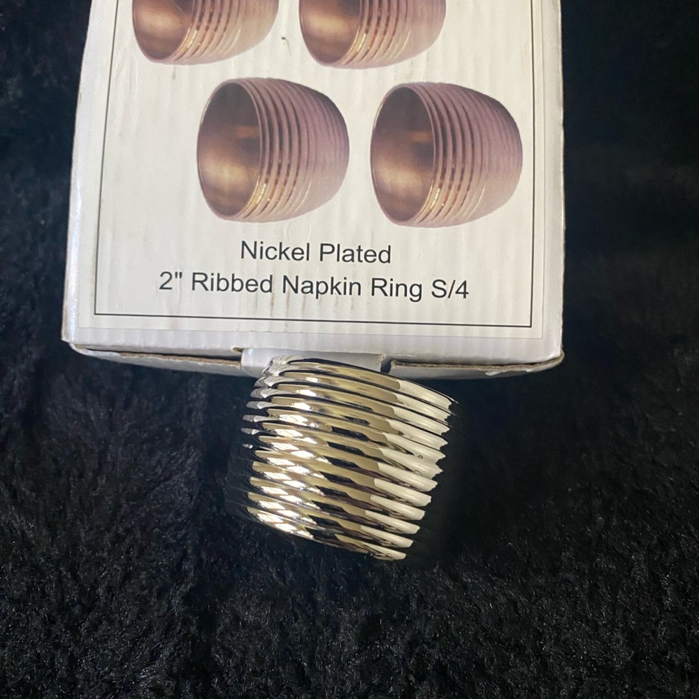 Nickel Plated Ribbed Napkin Ring Set